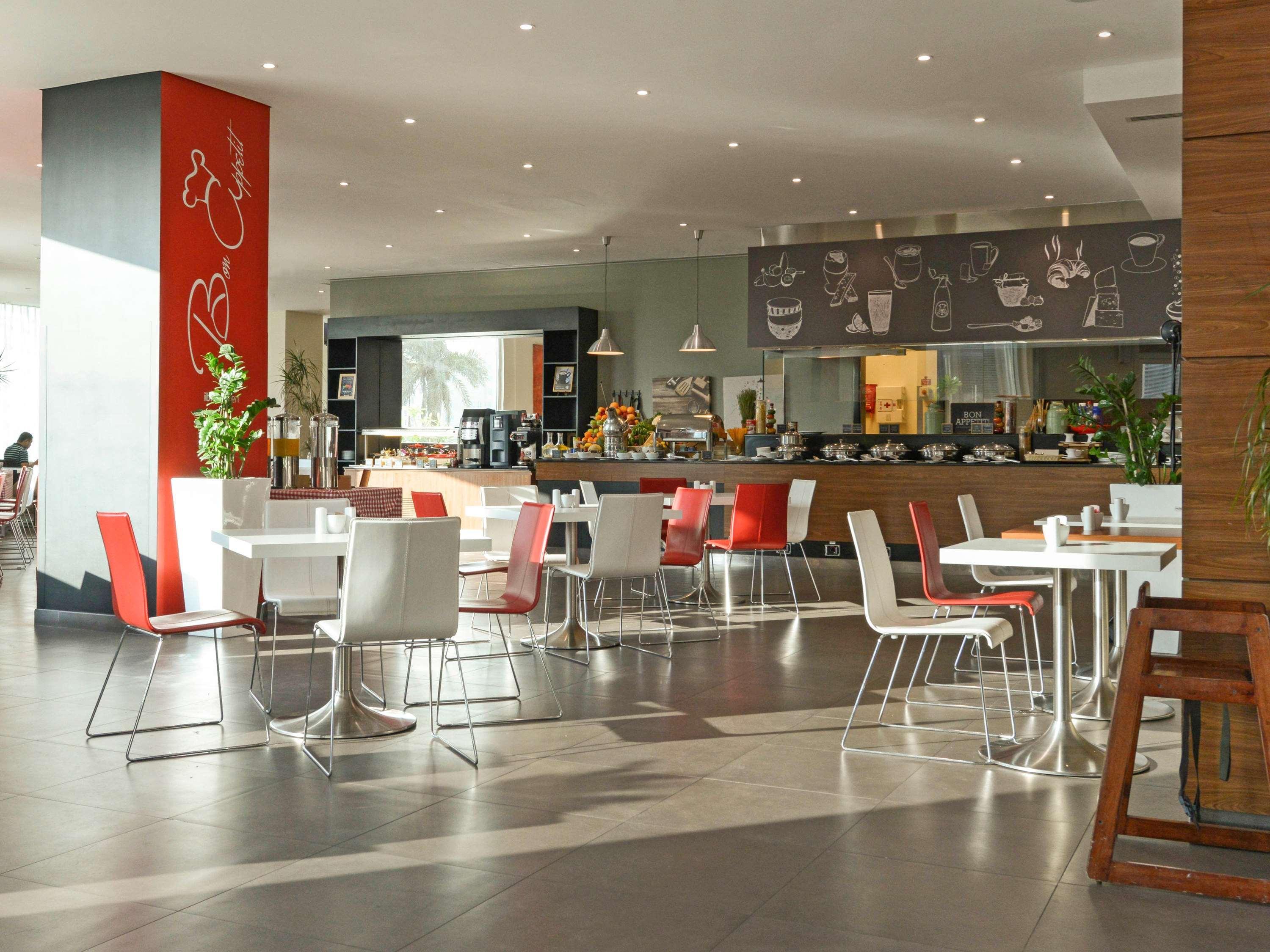 Ibis Seef Μανάμα Εξωτερικό φωτογραφία
